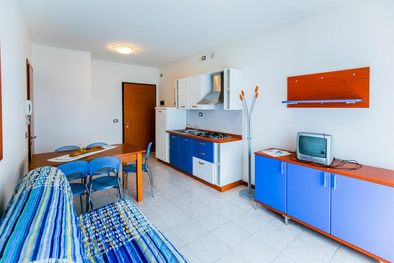 Altanea Residences Con Piscina Caorle Eksteriør billede