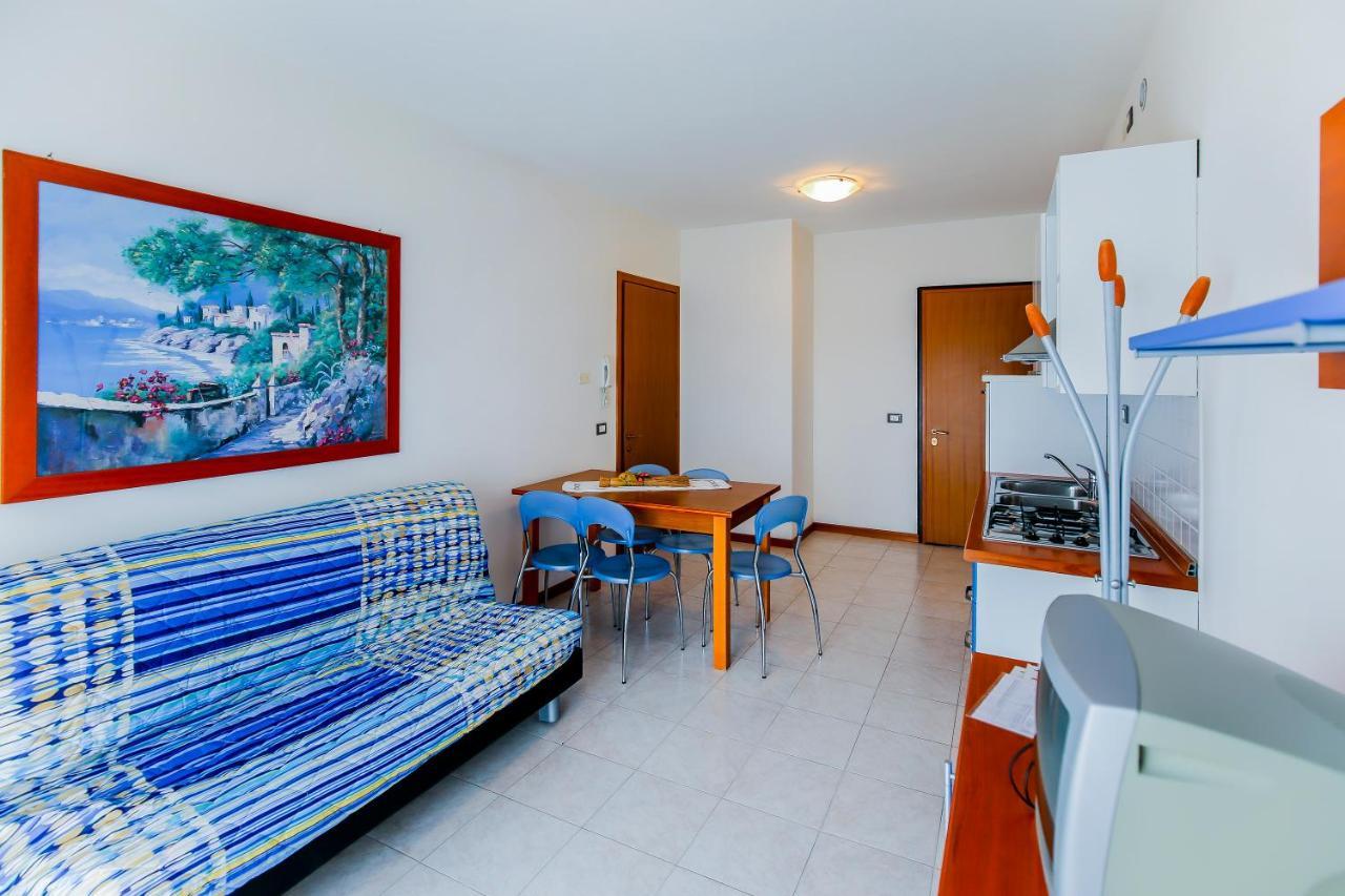 Altanea Residences Con Piscina Caorle Eksteriør billede