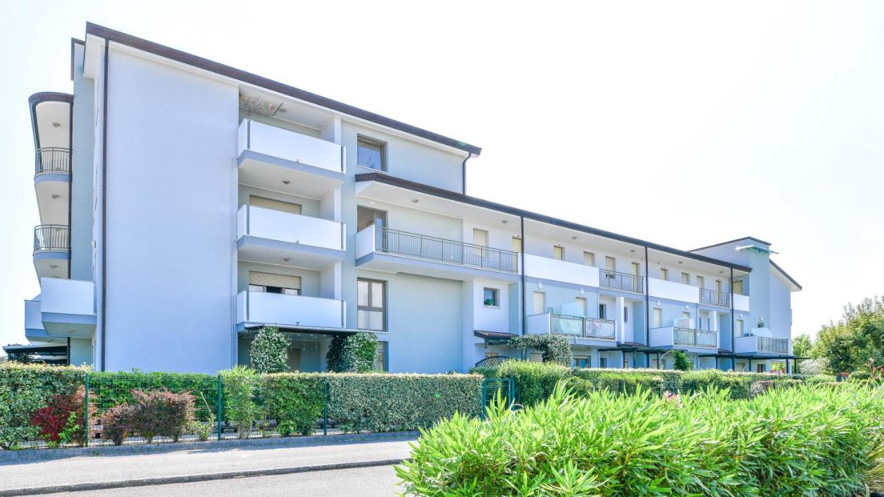 Altanea Residences Con Piscina Caorle Eksteriør billede