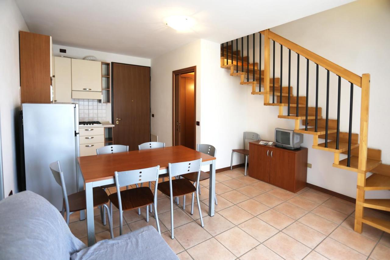Altanea Residences Con Piscina Caorle Eksteriør billede